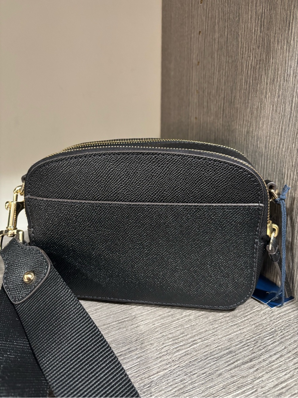 NWT Dooney & Bourke Black Crossbody with Green Duck Patch - Picture 2 of 7